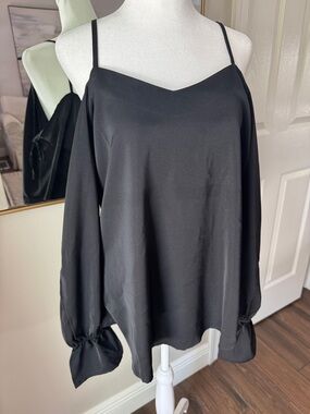 YOINS Black Cold-Shoulder Satin Blouse